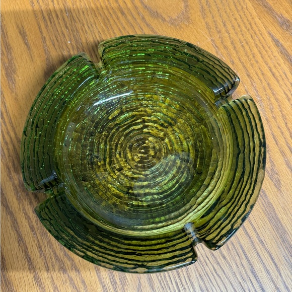 Vintage MCM Anchor Hocking Soreno Avocado Green Glass Ashtray - GREAT CONDITION - Picture 2 of 7